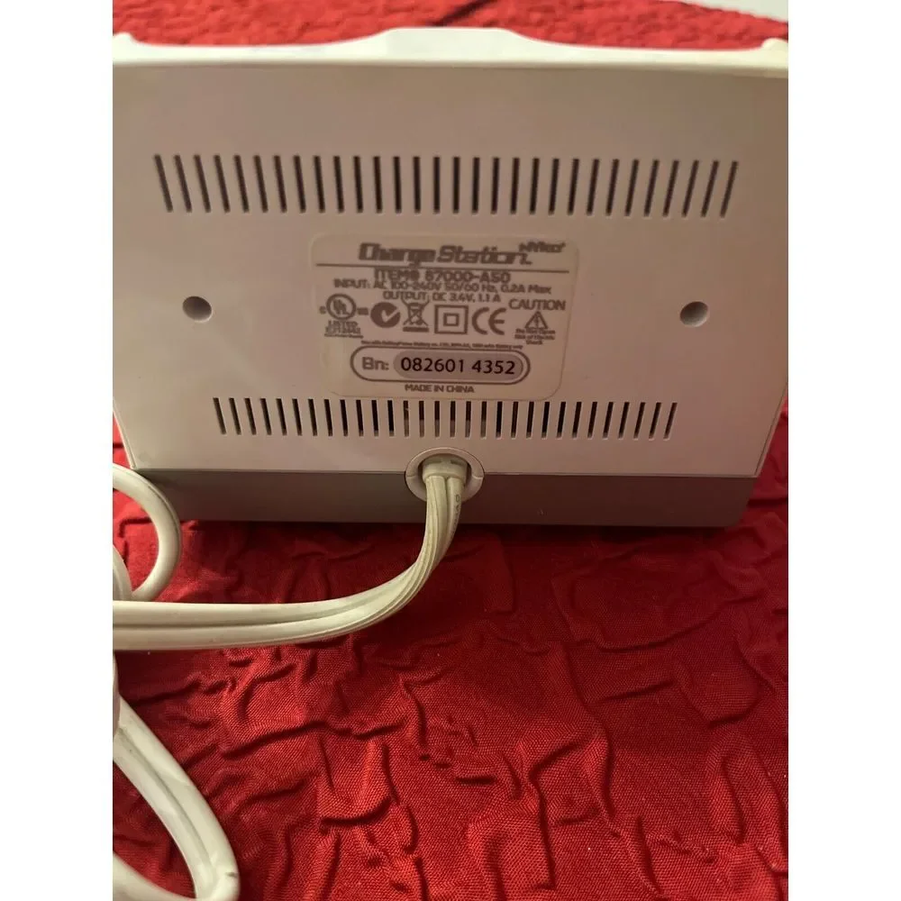 NYKO Charge Station Nintendo WII Remote Rechargeable Battery Dock ~Base Only~